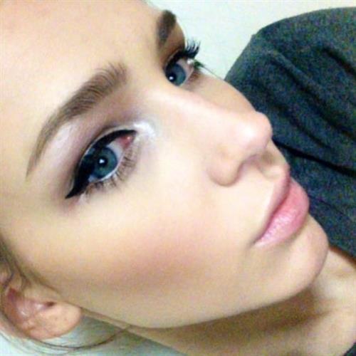 Rachel Cook taking a selfie