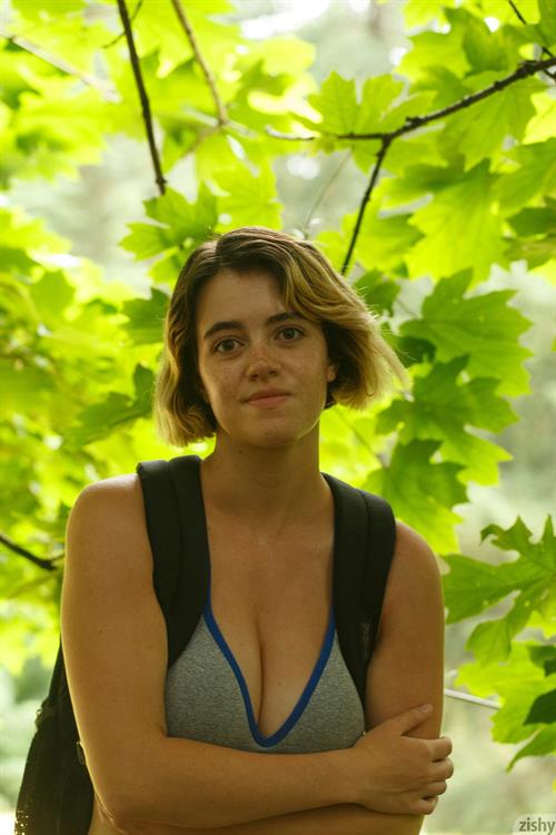 Peach Kennedy Pictures Peach Kennedy Lost in the Woods