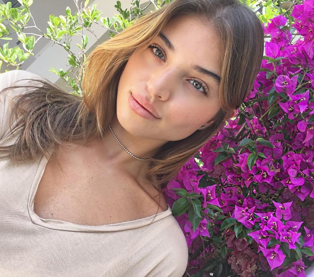 Daniela Lopez taking a selfie