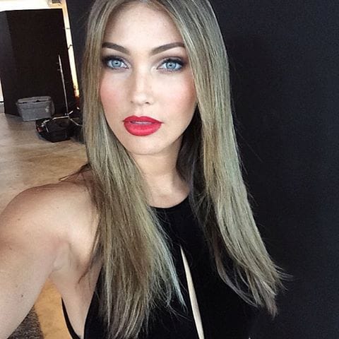 Simone Villas Boas taking a selfie