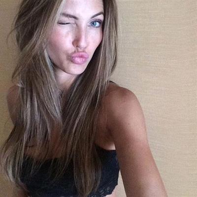 Simone Villas Boas taking a selfie