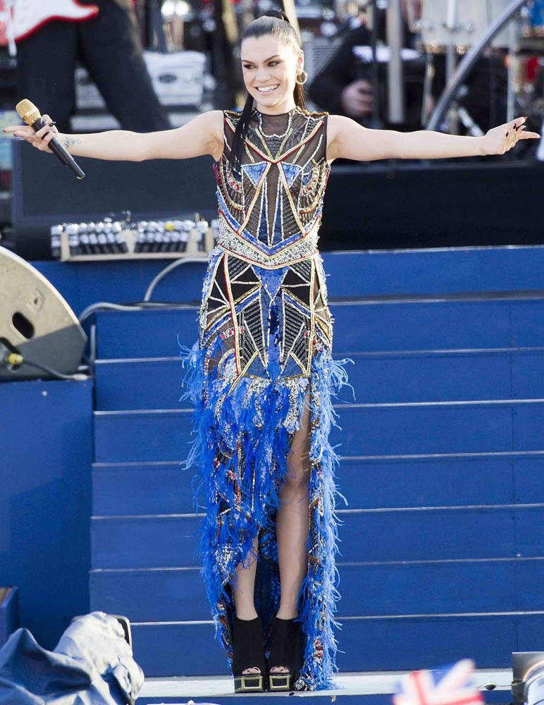 Jessie James Decker Pictures Jessie James Decker