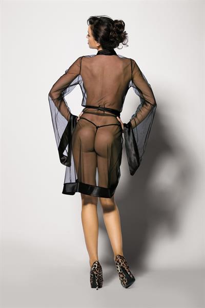 Monika Pietrasinska in lingerie - ass