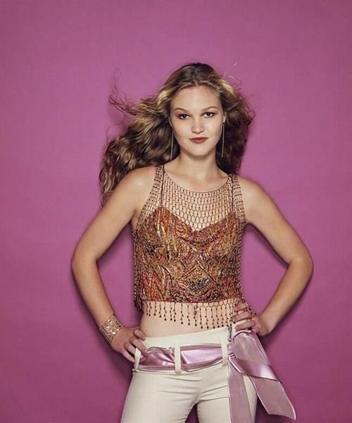Julia Stiles