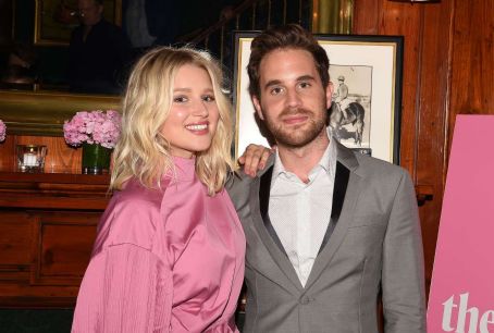 Julia Schlaepfer Pictures Julia Schlaepfer