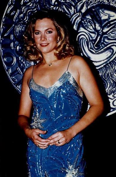 Kathleen Turner