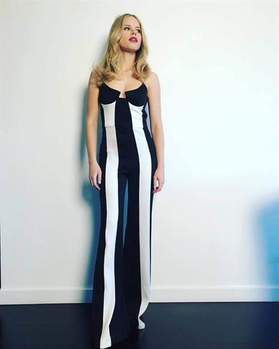 Halston Sage