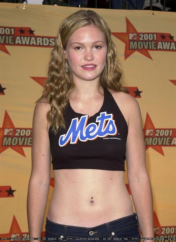 Julia Stiles