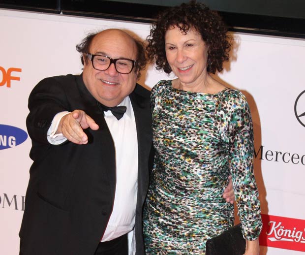 Rhea Perlman