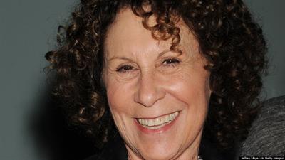 Rhea Perlman
