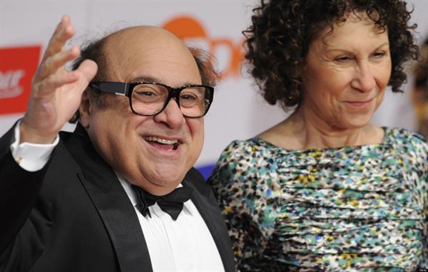 Rhea Perlman