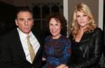 Rhea Perlman