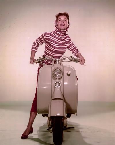 Debbie Reynolds