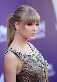 Taylor Swift 48th Annual Academy of Country Music Awards in Las Vegas 4/7/13 