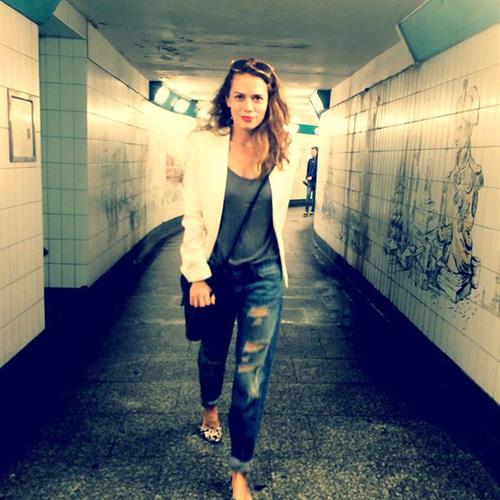 Bethany Joy Lenz-Galeotti