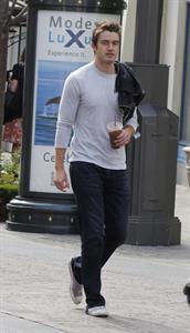 Stephanie Pratt with Robert Buckley in Los Angeles (16.05.2013) 