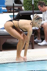 Bikini body in Miami, 12/7/2019