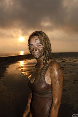Sofia Orlova Muddy