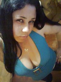 Fernanda (Nickname for Modeling Peituda Safada)
She is a hot brazilian Dancer. 
24yo from Curitiba Brazil