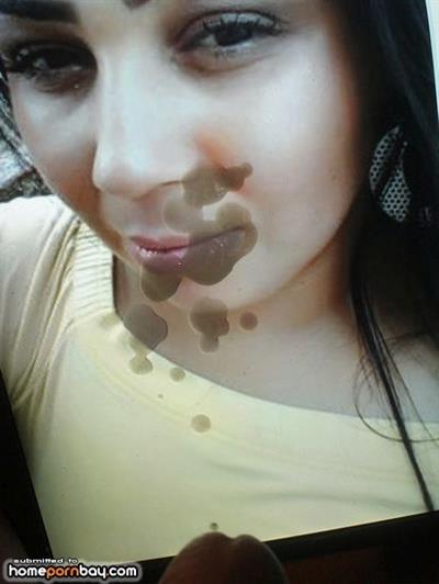 Fernanda Lima Safadona from Brazil , known also as Peituda Safada
Hot sexy girl. She is into programa completo