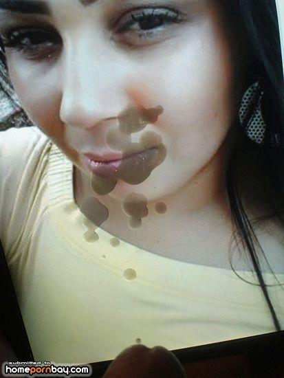 Fernanda Lima Safadona from Brazil , known also as Peituda Safada
Hot sexy girl. She is into programa completo