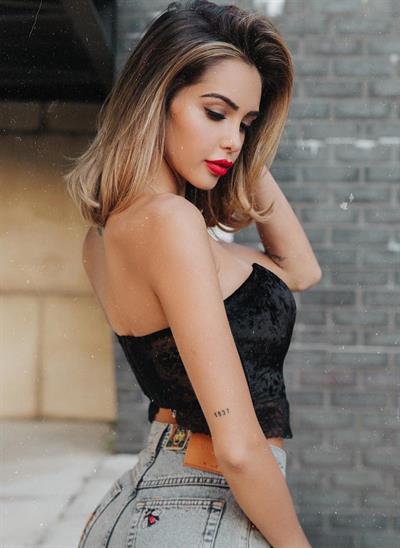 Nabilla Benattia