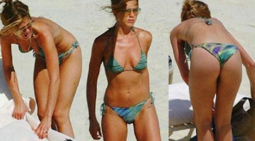 Jennifer Aniston in a bikini - ass