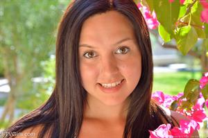 Leanna Nude Pictures Naturally Eighteen