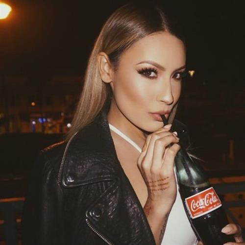 Desi Perkins Pictures Desi Perkins