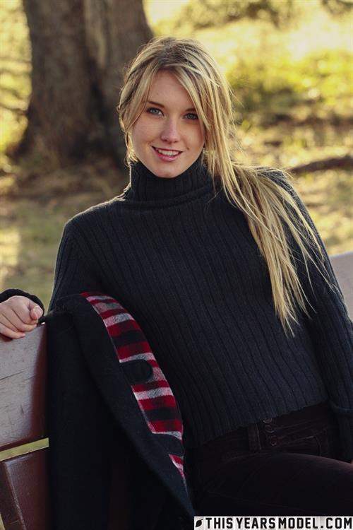 Supermodel Jewel in November