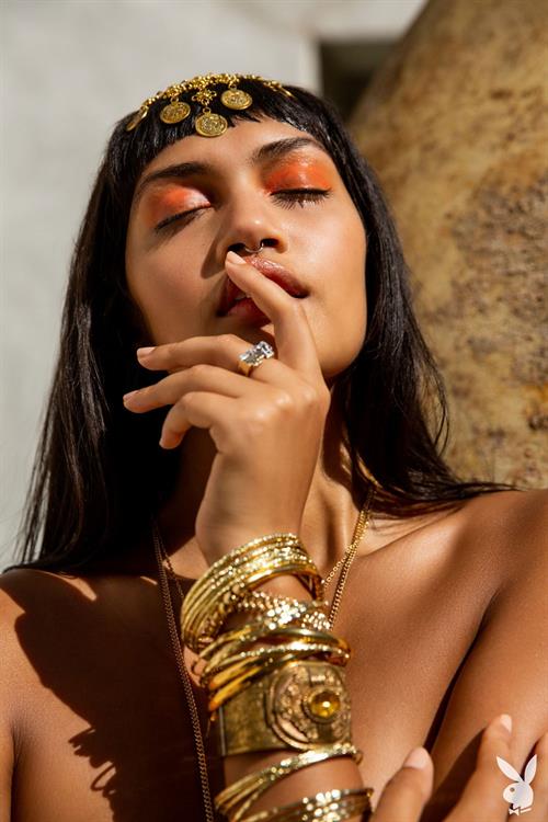 Anita Pathammavong Nude