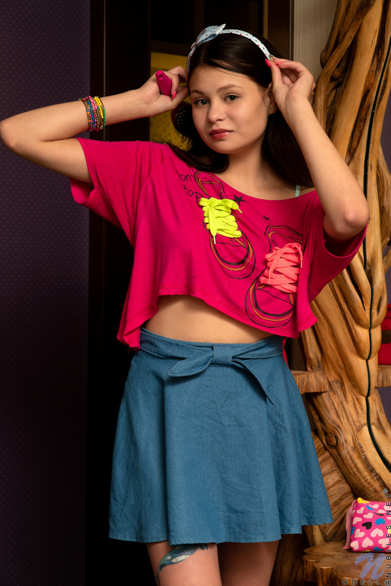 There's never a day that goes by where Odell doesn't sneak in a climax or two. After dolling herself up, she peels off her bra and panties and goes to work making herself feel great. Her bare pussy is filled with delicious juices she loves to lick off her fingers as she brings herself to climax.