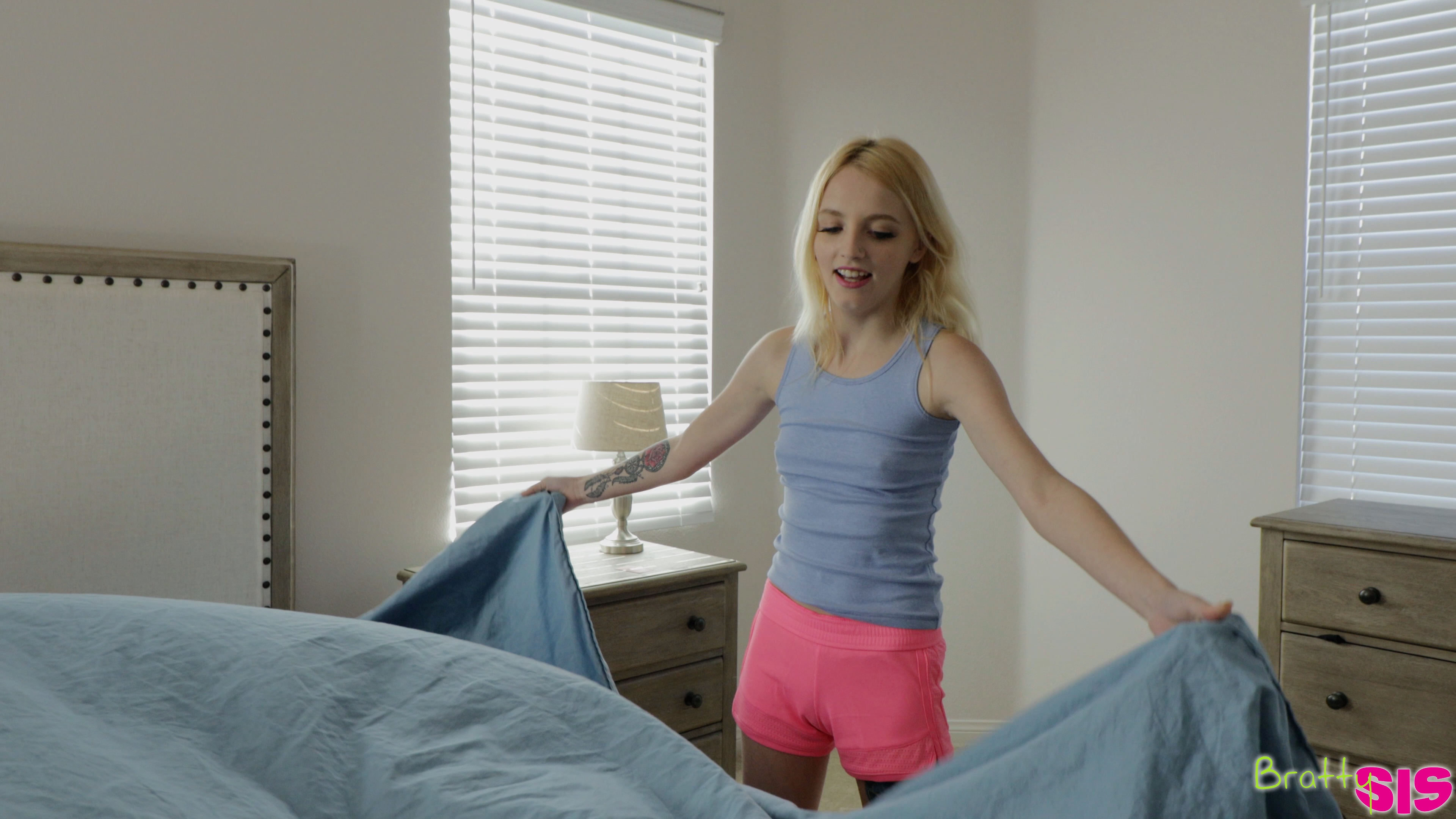 Kate Bloom agrees to play hosue with her steprbro including being a wifey who loves to get fucked in her bare twat