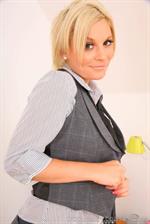  Beauty secretary removes her clothes in the office. 