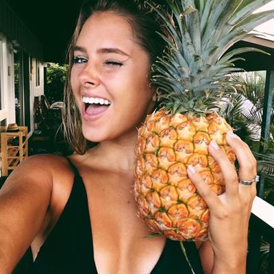 Emily Zeck