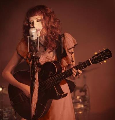 Karen Elson