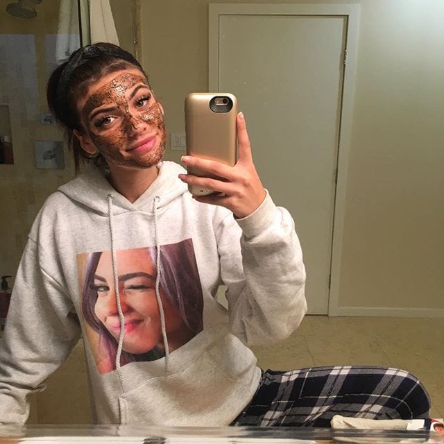 Kelsey Calemine taking a selfie