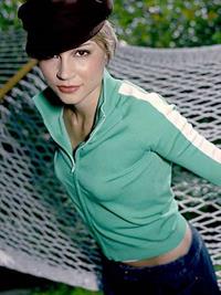 Samaire Armstrong