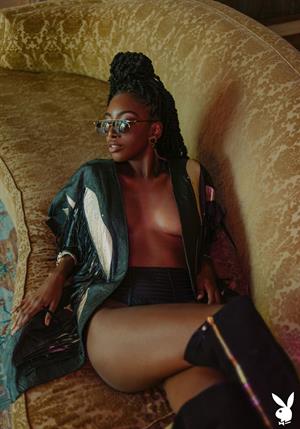 Sarissle Pictures Sarissle Nude Ebony Model