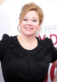 Caroline Rhea