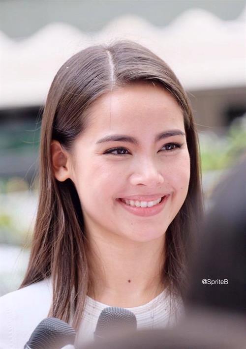 Urassaya Sperbund