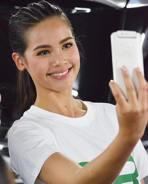 Urassaya Sperbund