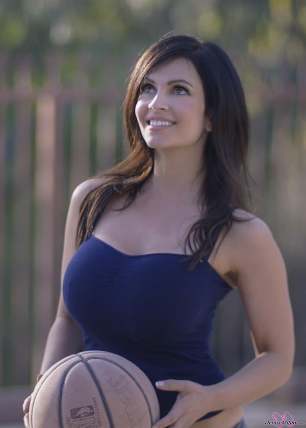 Denise Milani Photoset - Basketball