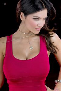 Denise Milani Photoset - Nnecklace