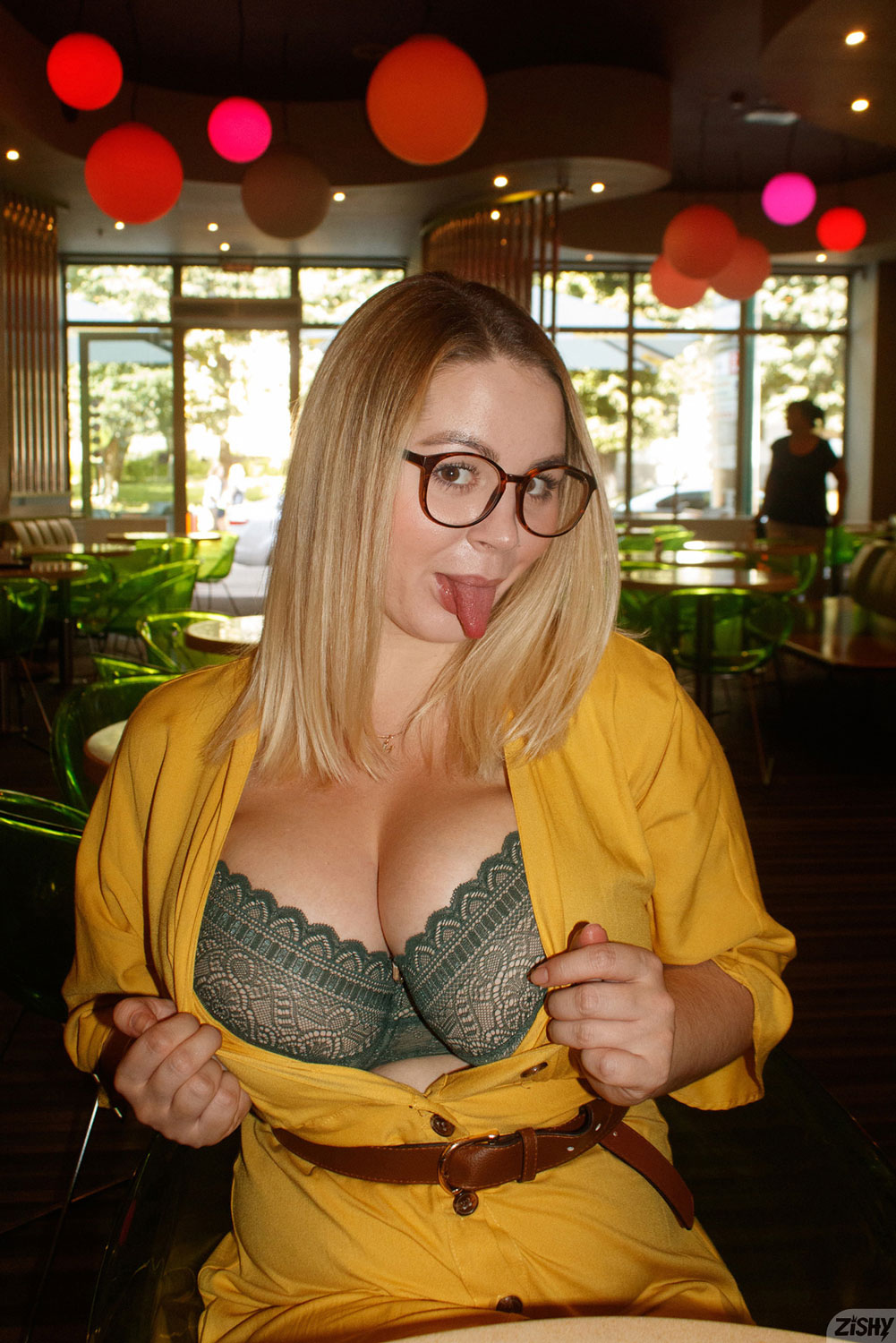 Busty Ivanna Ershova in Yellow