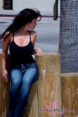 Denise Milani Photoset - Venice-1