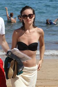 Olivia Wilde on the beach in Hawaii - May 27, 2013 