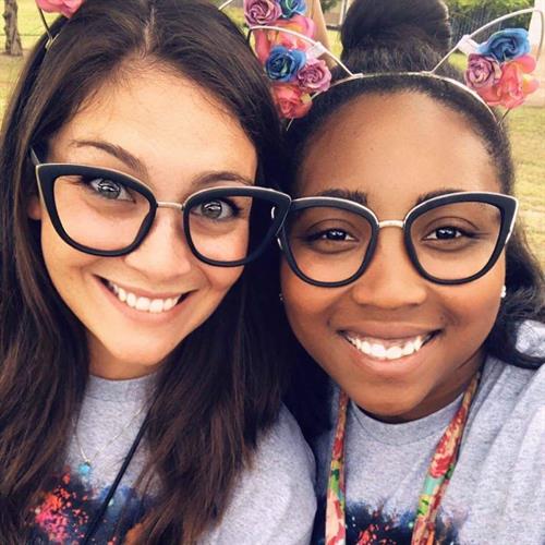 Lila taking a selfie