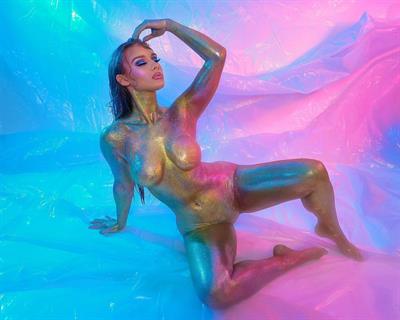 Avalon Dawn in body paint