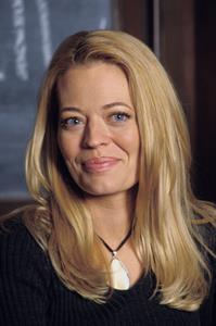 Jeri Ryan